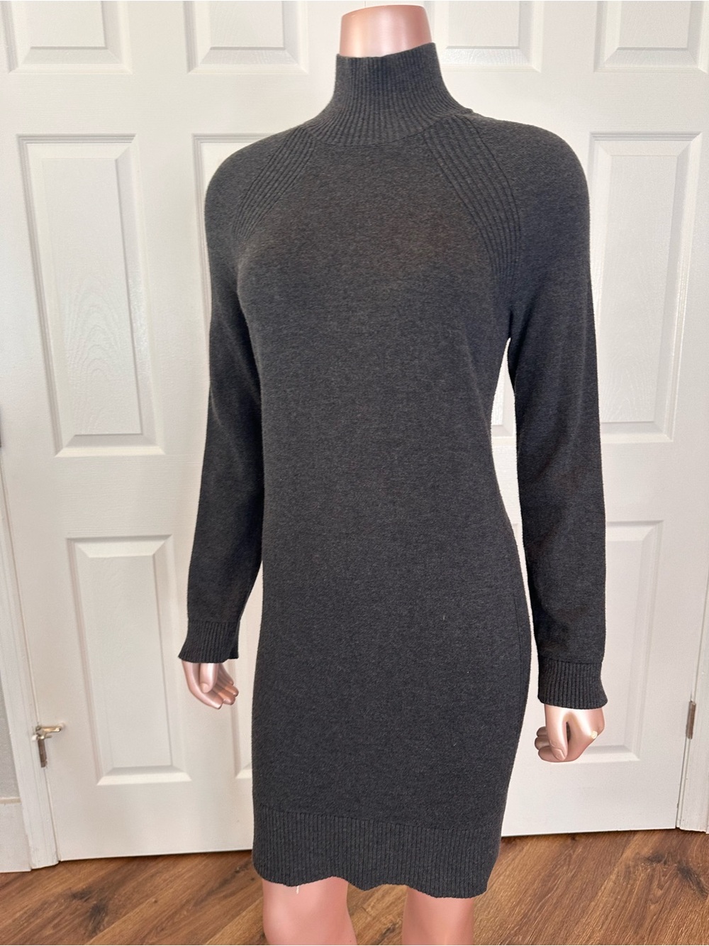 lululemon Knit Sweater Dress | Charcoal Gray | Mock Neck | Size 8 | A-1828 - Picture 6 of 14